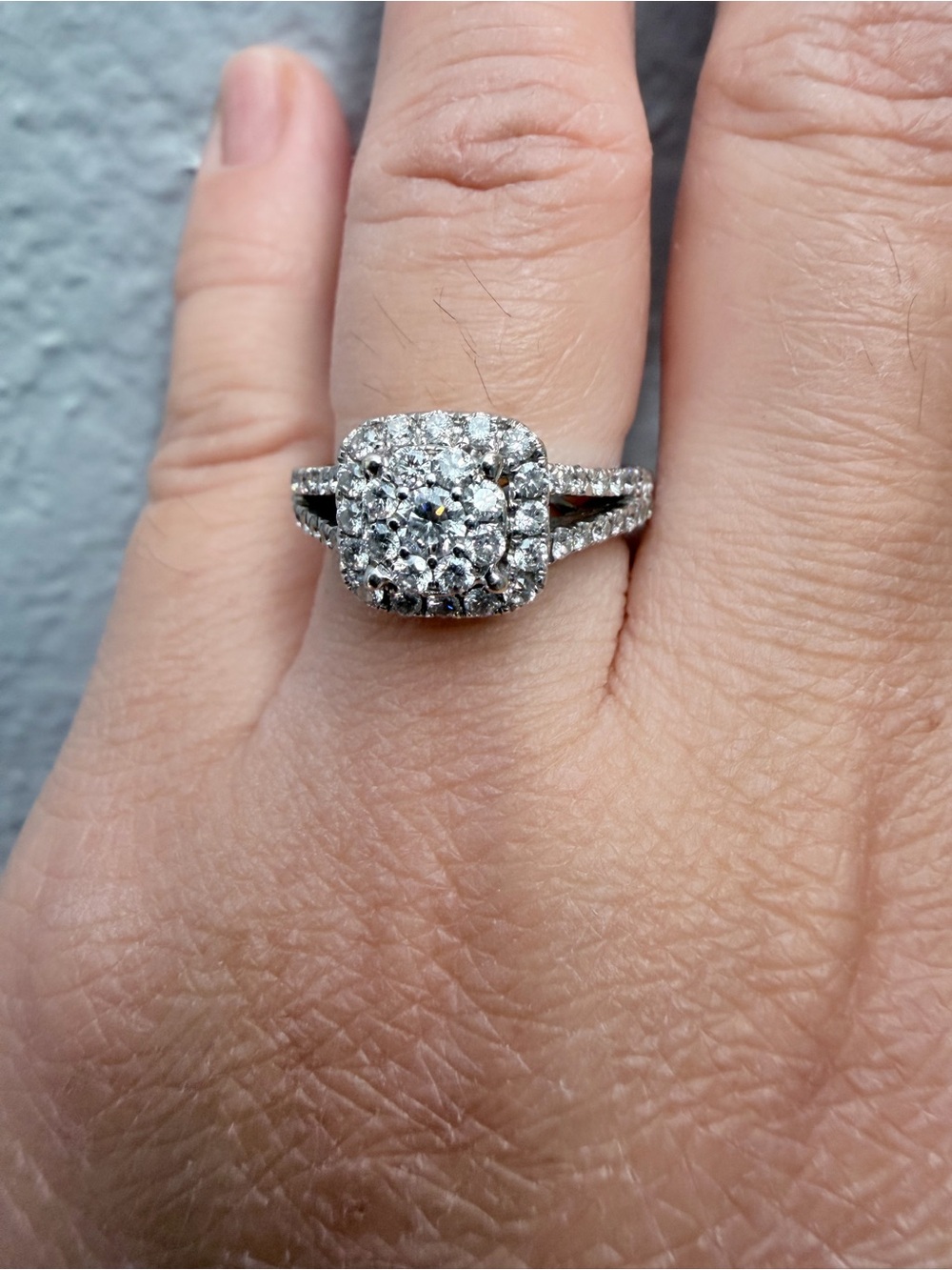 14k Solid Gold 0.70 CTTW Diamond Halo Engagement Ring